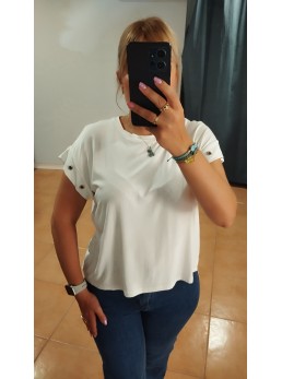 Camiseta tachuelas blanca